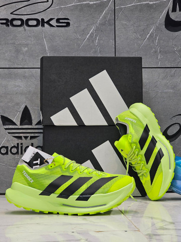 کتونی آدیداس ترکس مسترکوالیتی /سایز 40 الی 45/Adidas Terrex/ فروش عمده و تک