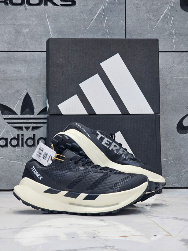 کتونی آدیداس ترکس مسترکوالیتی /سایز 40 الی 45/Adidas Terrex/ فروش عمده و تک