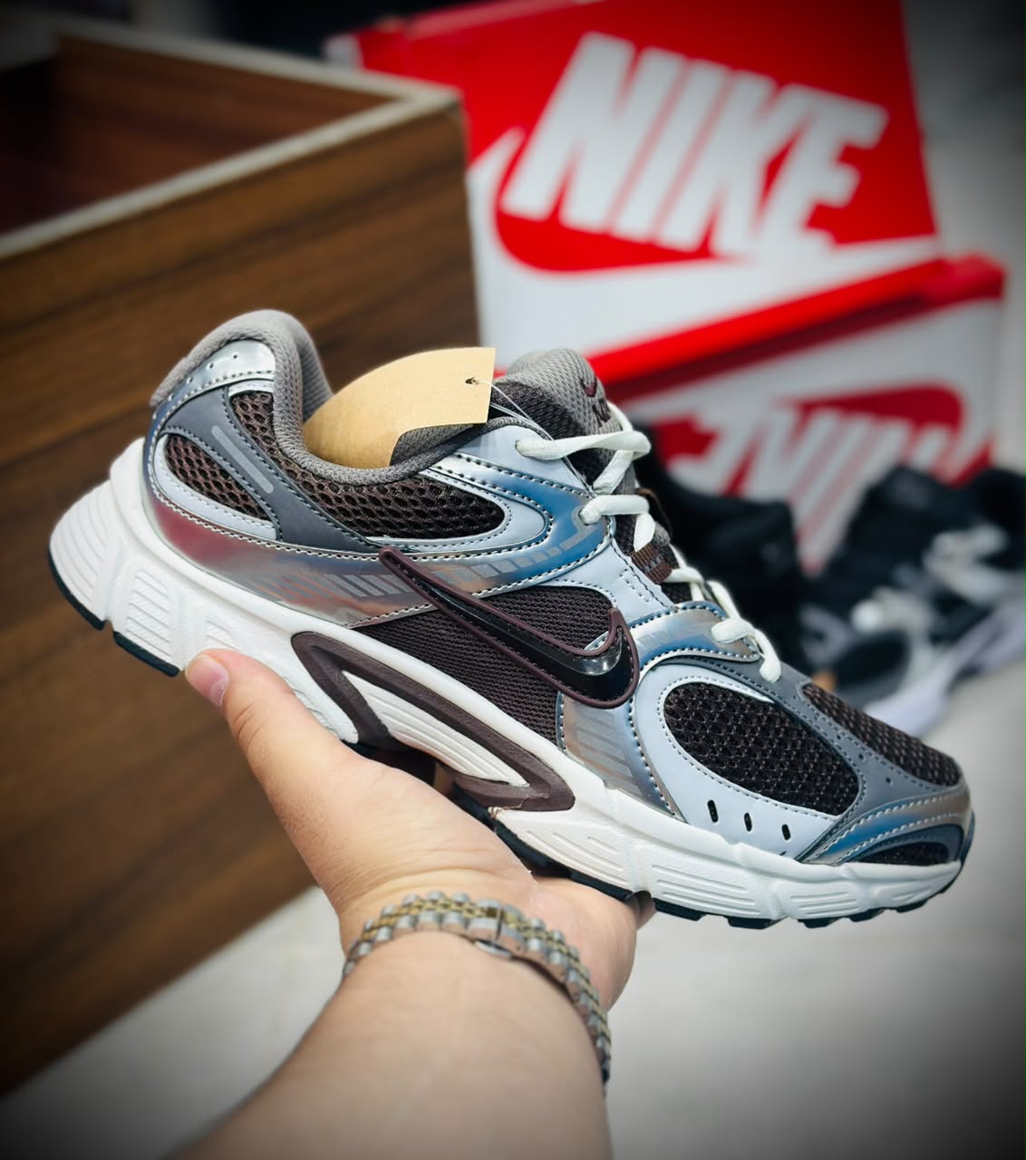 کتونی نایک V5 RNR مسترکوالیتی / سایز 37 الی 45 / Nike V5 RNR / فروش عمده و تک