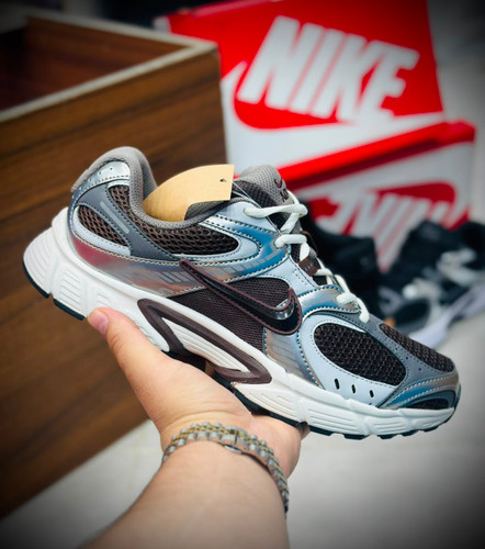 کتونی نایک V5 RNR مسترکوالیتی / سایز 37 الی 45 / Nike V5 RNR / فروش عمده و تک