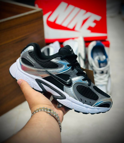 کتونی نایک V5 RNR مسترکوالیتی / سایز 37 الی 45 / Nike V5 RNR / فروش عمده و تک