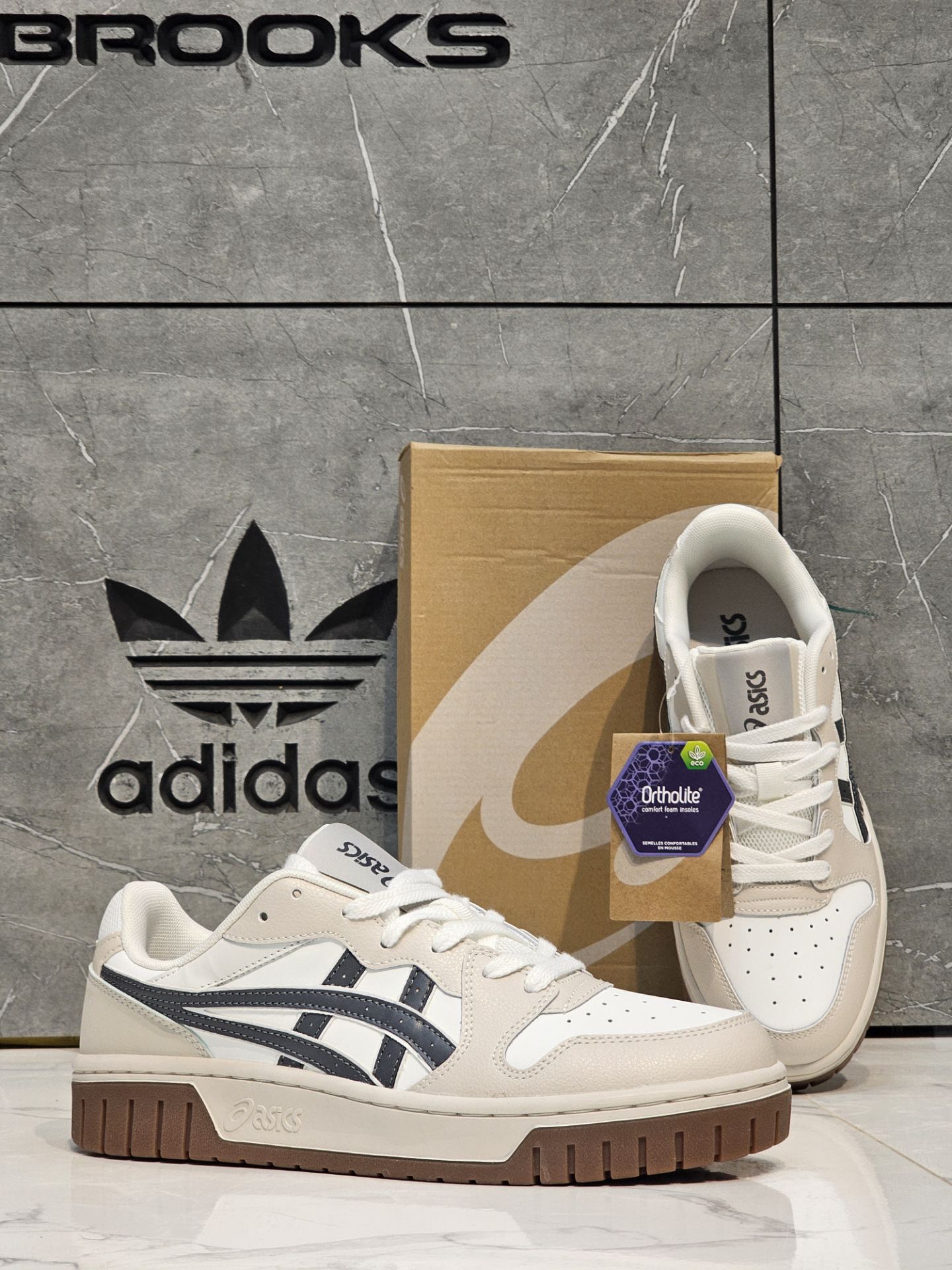 کتونی اسیکس کورت MZ 2.0 مسترکوالیتی /سایز 40 الی 45/ASICS Court Mz 2.0/ فروش عمده و تک