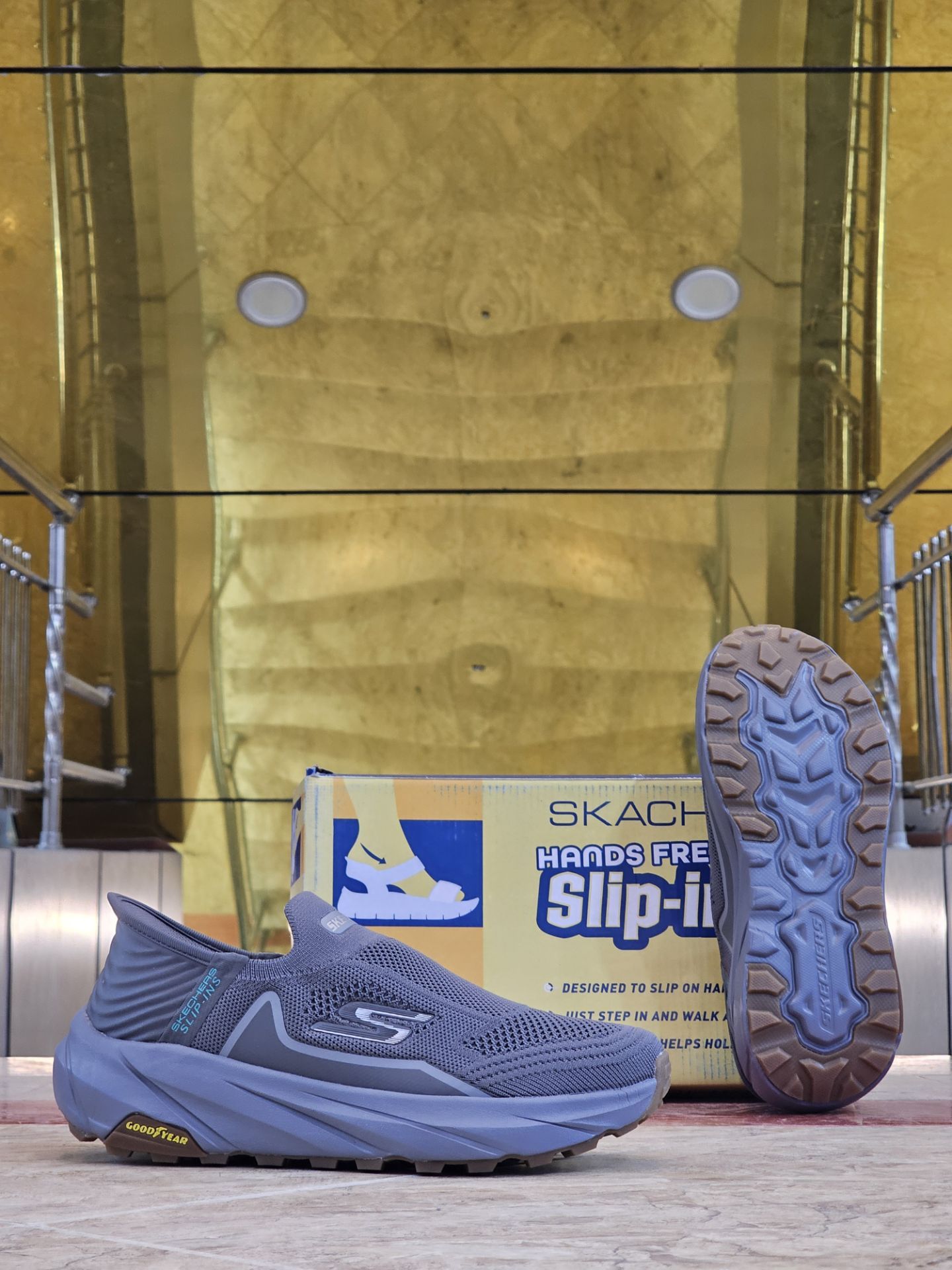 کفشی طبی اسکیچرز اسلیپ مسترکوالیتی بدون بند/Skechers Slip-ins/ سایز 40 الی 45/ فروش عمده و تک
