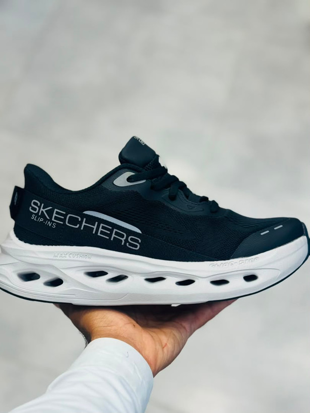 کفشی طبی اسکیچرز اسلیپ مسترکوالیتی /Skechers Slip-ins/ سایز 40 الی 45/ فروش عمده و تک