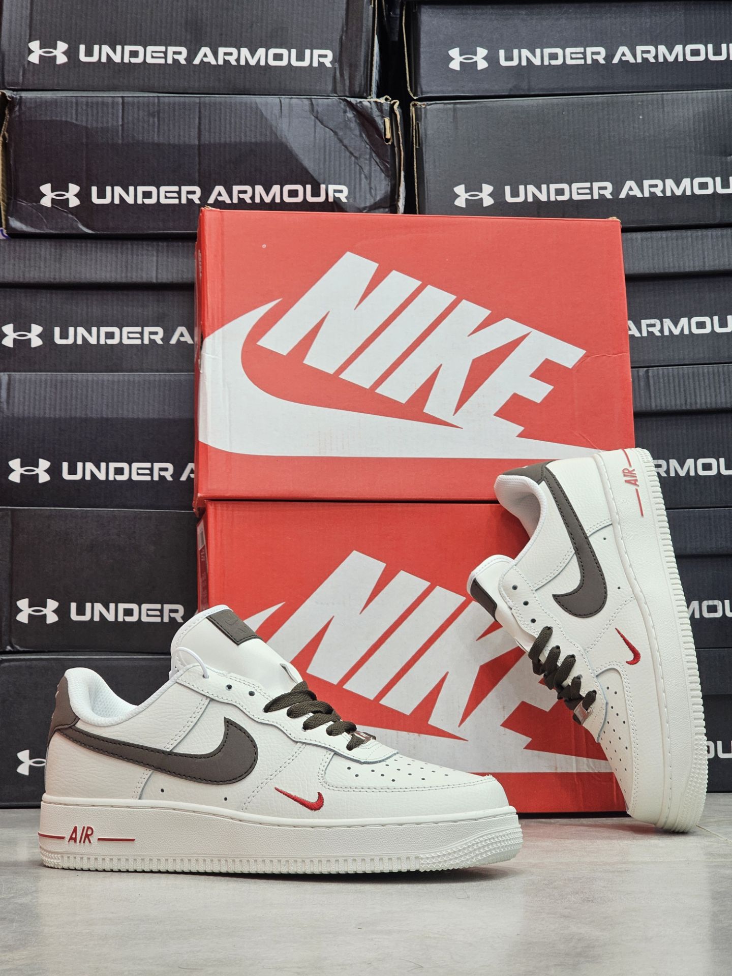 کتونی کلاسیک نایک ایرفورس وارداتی /Nike Air Force/ سایز 40 تا 45/ فروش عمده و تک