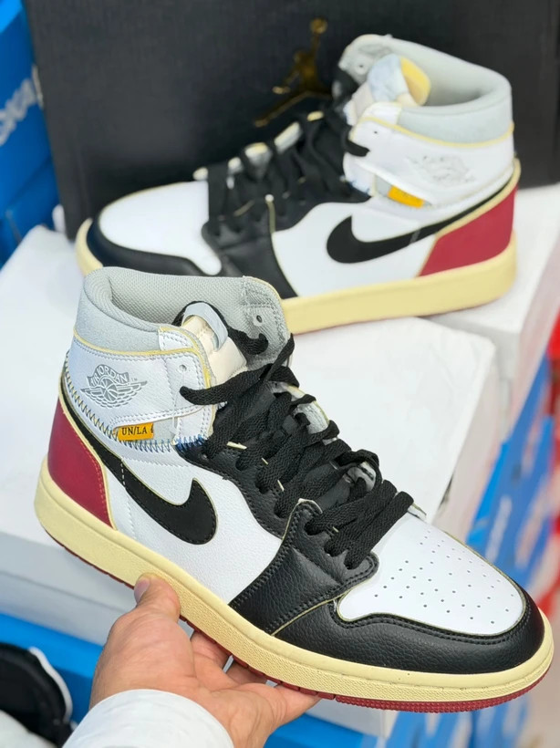 کتونی نایک ایر جردن ساق دار مسترکوالیتی وارداتی /سایز 40 الی 45/ Nike Air jordan/ فروش عمده و تک