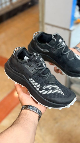 کتونی وارداتی ساکونی اندروفین ریفت مسترکوالیتی/سایز ۴۰ الی ۴۵/ Saucony Endorphin Rift / فروش عمده و تک