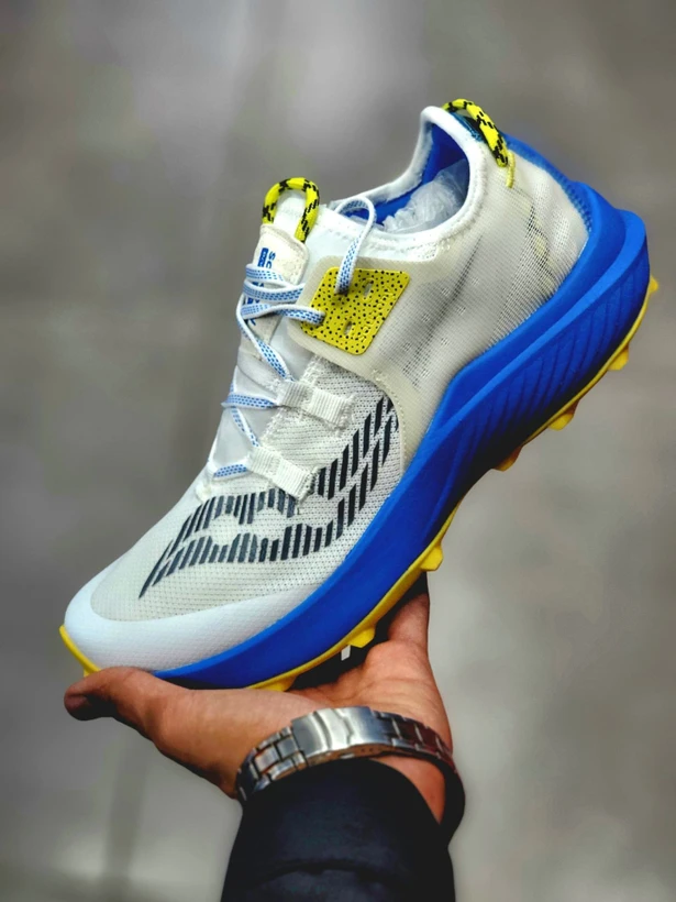 کتونی وارداتی ساکونی اندروفین ریفت مسترکوالیتی/سایز ۴۰ الی ۴۵/ Saucony Endorphin Rift / فروش عمده و تک