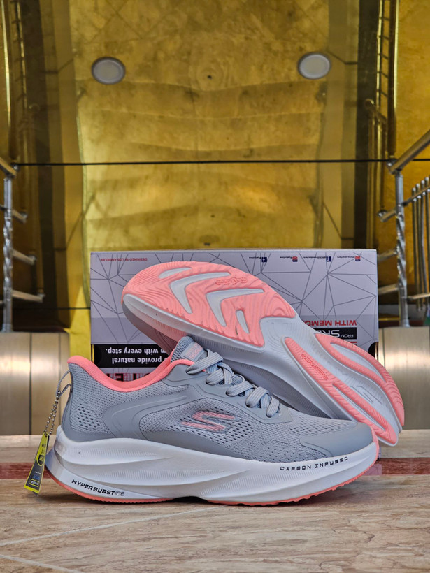 کتونی اسکیچرز زنانه هایپر برست مسترکوالیتی /سایز 37 الی 40/Skechers Hyper Burst/ فروش عمده و تک