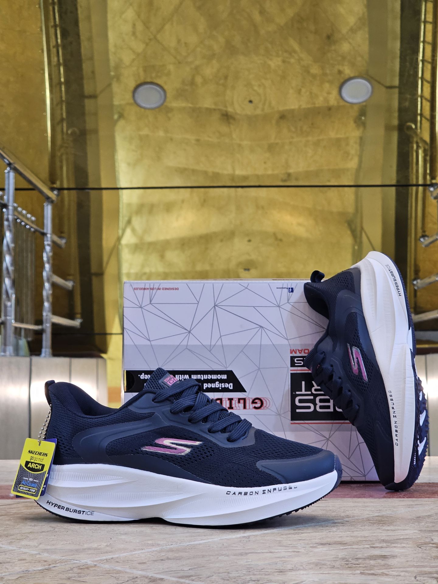 کتونی اسکیچرز زنانه هایپر برست مسترکوالیتی /سایز 37 الی 40/Skechers Hyper Burst/ فروش عمده و تک