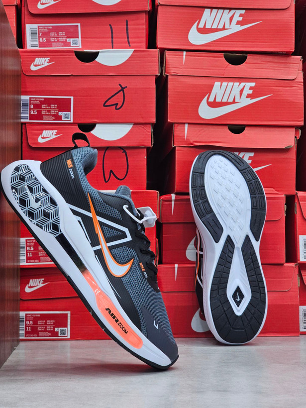 کتونی نایک ایر زوم وینفلو مسترکوالیتی /سایز 40 الی 45/Nike Air Zoom Winflo 2/فروش عمده و تک