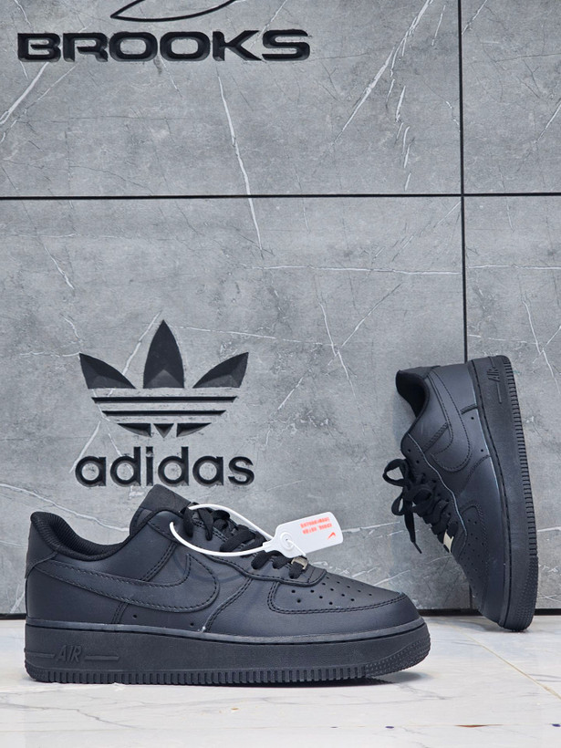 کتونی نایک ایرفورس مسترکوالیتی /Nike Air Force/ست زنانه مردانه/37 تا 45/ فروش عمده و تک