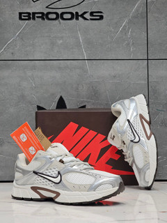 کتونی نایک V5 RNR مسترکوالیتی / سایز 39 الی 45 / Nike V5 RNR / فروش عمده و تک