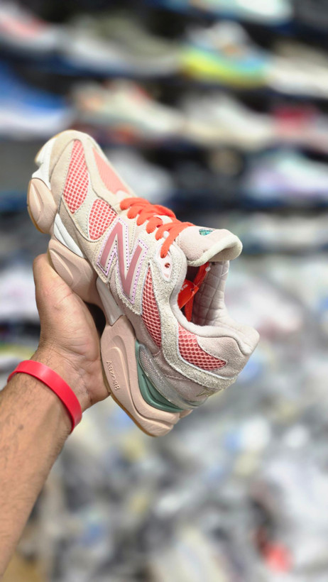 کتونی نیوبالانس 9060 مسترکوالیتی /Newbalance 9060/سایز40 الی 45/ فروش عمده و تک