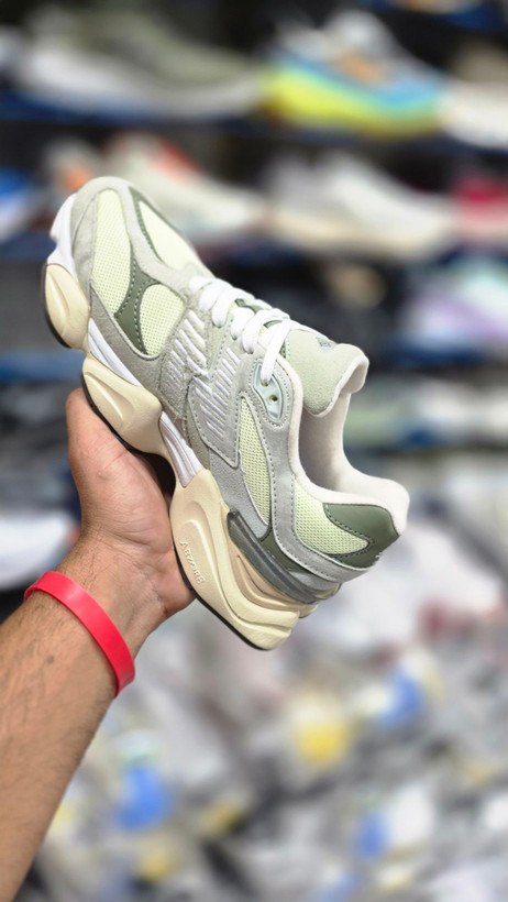 کتونی نیوبالانس 9060 مسترکوالیتی /Newbalance 9060/سایز40 الی 45/ فروش عمده و تک