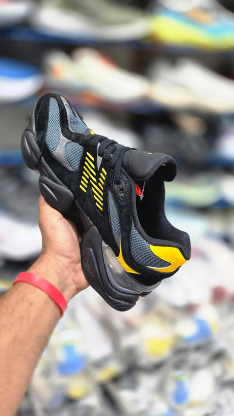 کتونی نیوبالانس 9060 مسترکوالیتی /Newbalance 9060/سایز40 الی 45/ فروش عمده و تک