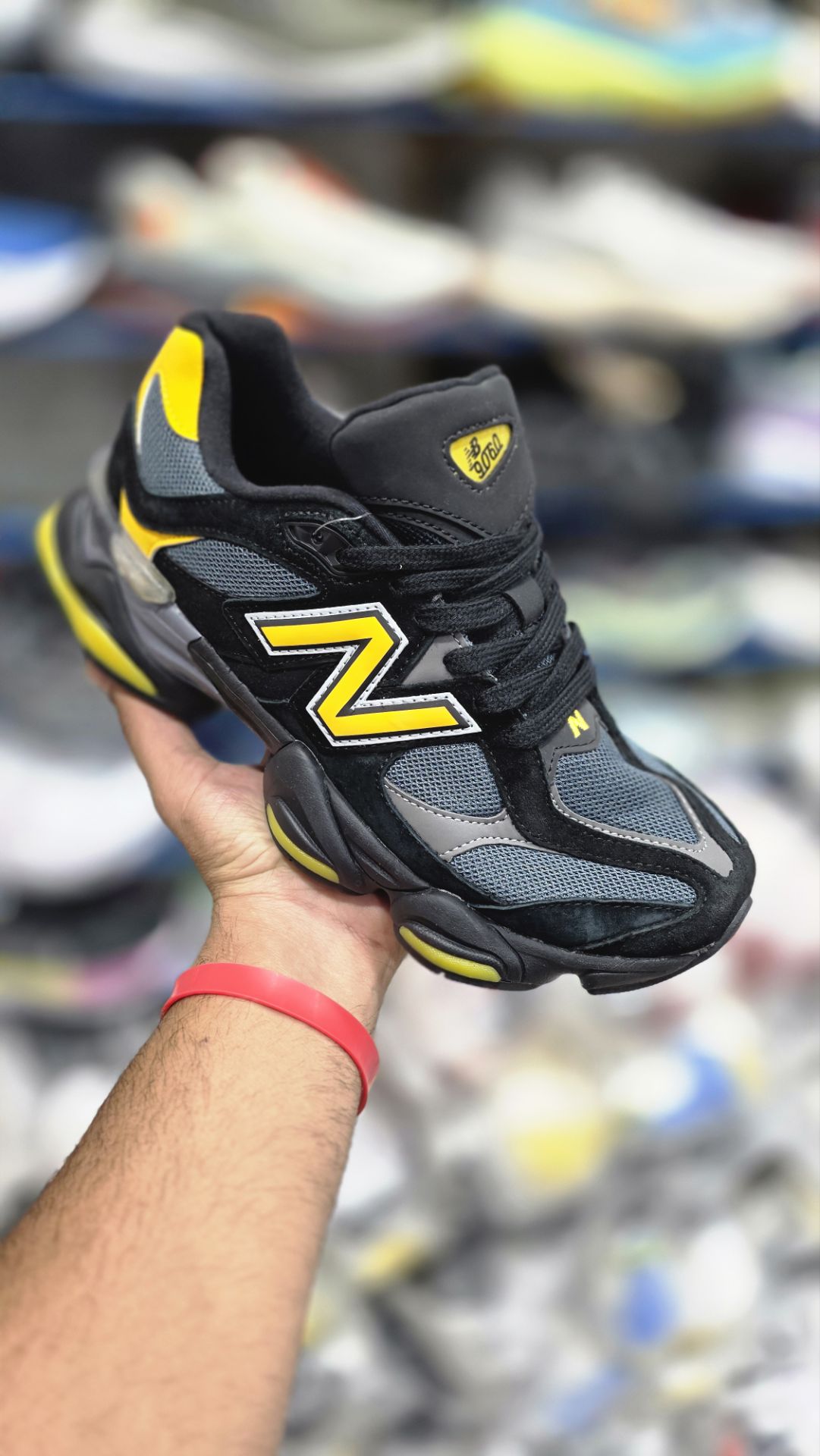 کتونی نیوبالانس 9060 مسترکوالیتی /Newbalance 9060/سایز40 الی 45/ فروش عمده و تک