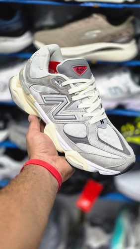 کتونی نیوبالانس 9060 مسترکوالیتی /Newbalance 9060/سایز40 الی 45/ فروش عمده و تک