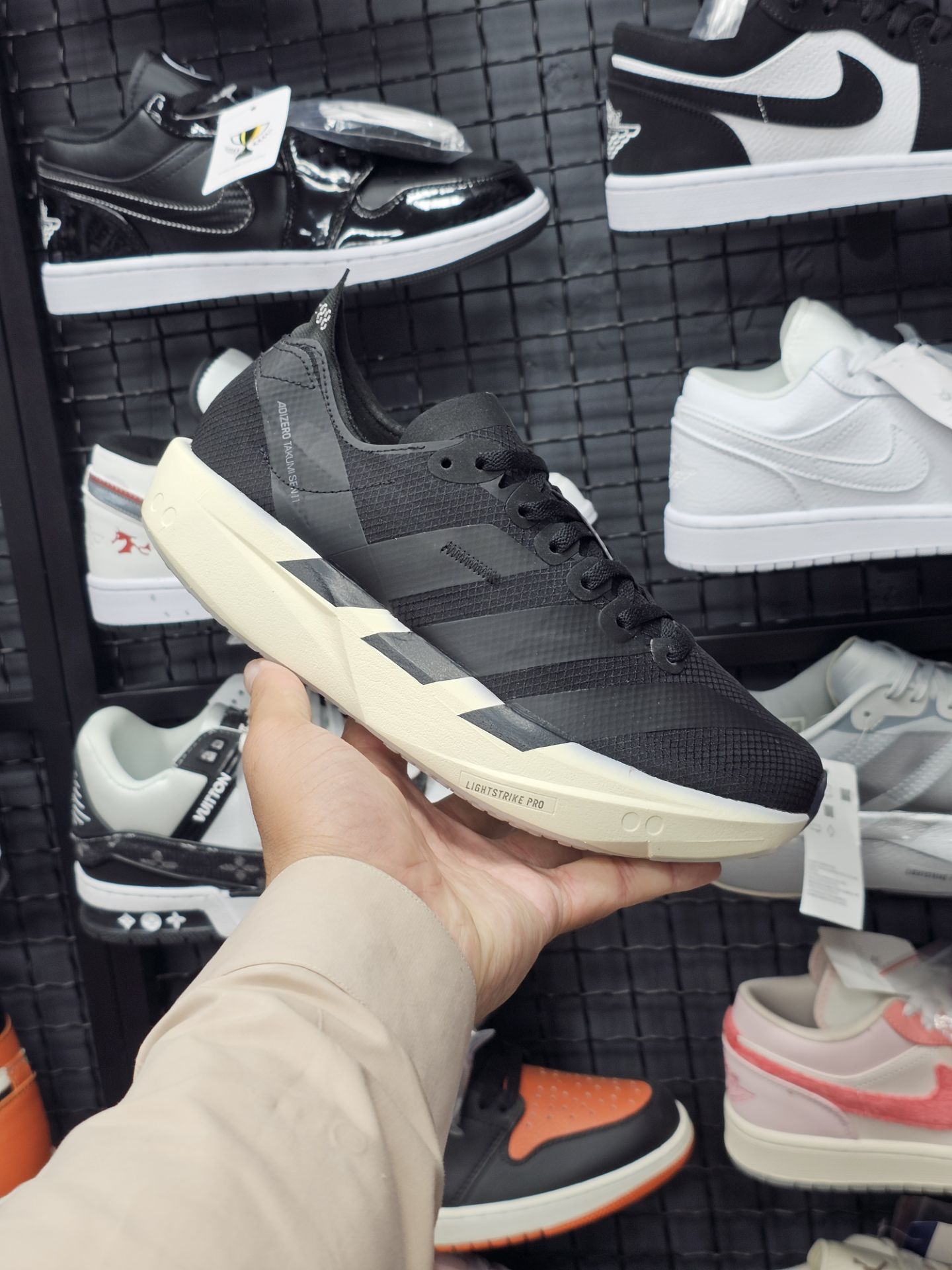 کتونی رانینگ آدیداس آدی زیرو پرو 4 مسترکوالیتی /سایز 37 الی 40/Adidas Adizero Pro 4/ فروش تک و عمده