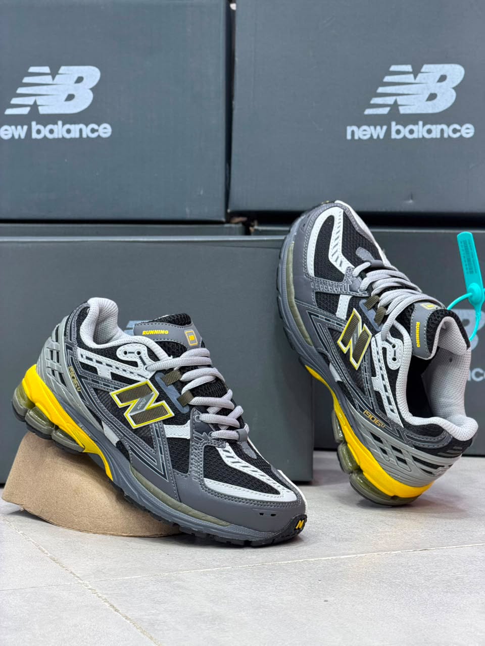 کتونی نیوبالانس 1906 مسترکوالیتی /سایز 38 الی ۴۵/New Balance 1906/ فروش عمده و تک
