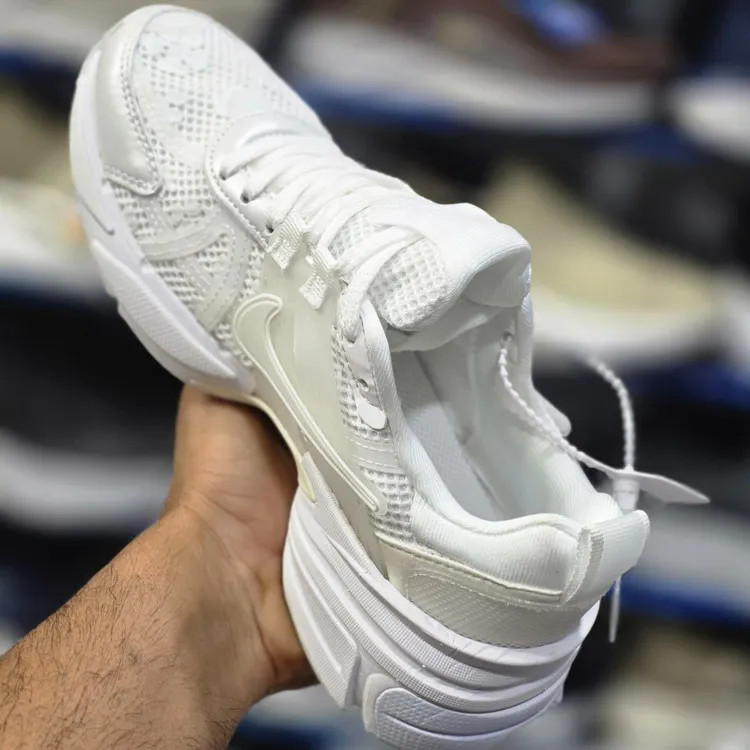 کتونی نایک وی تو کی زنانه مسترکوالیتی /سایز 37 الی 40/Nike V2k Run/ فروش عمده و تک