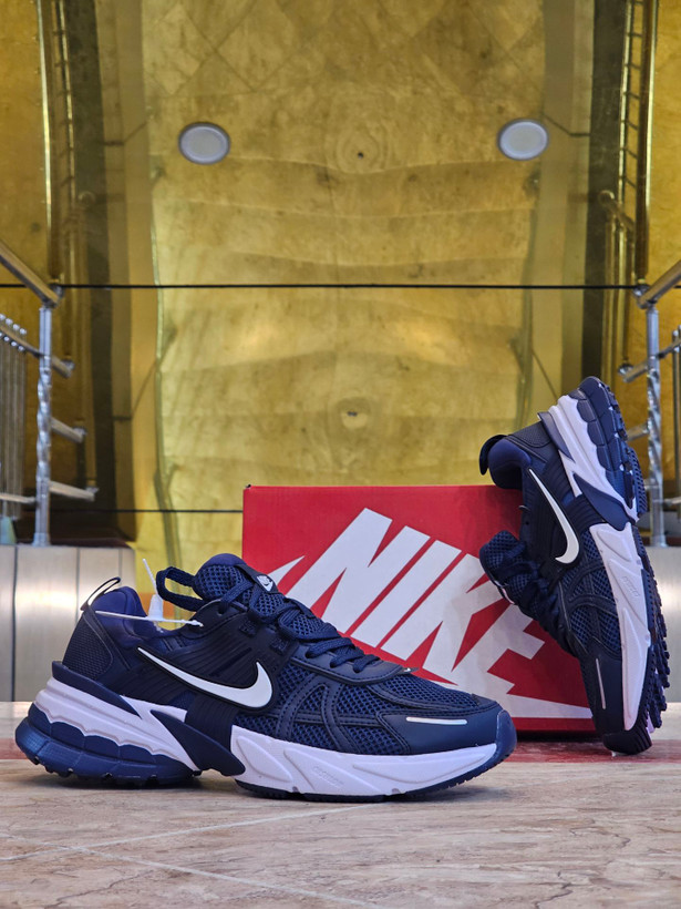 کتونی نایک وی تو کی مسترکوالیتی /سایز 37 الی 45/Nike V2k Run/ فروش عمده و تک