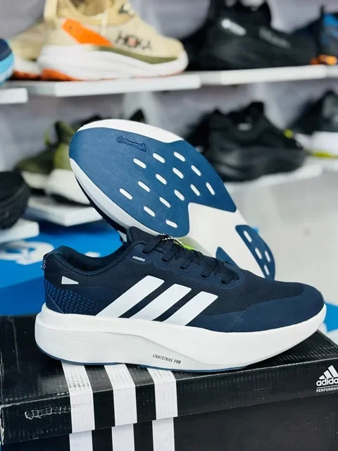 کتونی آدیداس لایت استرایک پرو مسترکوالیتی/سایز 40 الی 45/Adidas Adizero Lightstrike Pro/ فروش عمده و تک