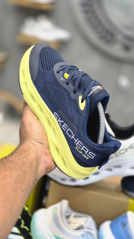 کفشی طبی اسکیچرز اسلیپ مسترکوالیتی بند دار/Skechers Slip-ins/ سایز 40 الی 45/ فروش عمده و تک