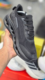 کفشی طبی اسکیچرز اسلیپ مسترکوالیتی بند دار/Skechers Slip-ins/ سایز 40 الی 45/ فروش عمده و تک