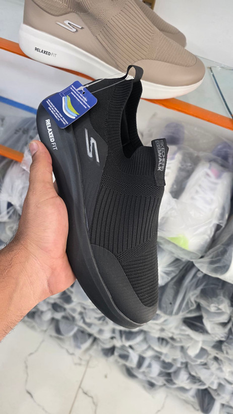 کتونی اسکیچرز بدون بند گو واک مسترکوالیتی /سایز 40 الی 45/Skechers Go Walk/ فروش عمده و تک