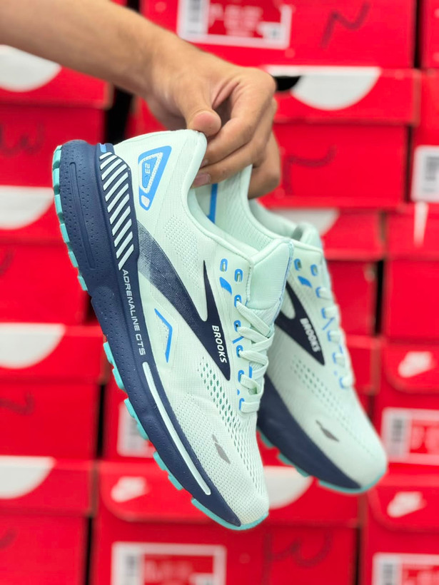 کتونی بروکس ادرنالین 23 مسترکوالیتی/ سایز 40 تا 45/Brooks Adrenaline 23/ فروش عمده و تک