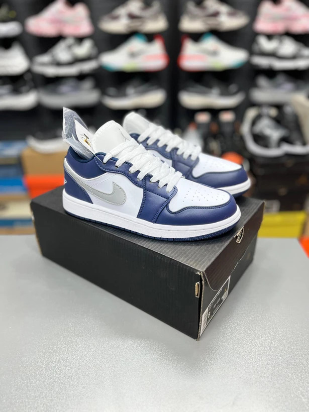 کتونی نایک ایر جردن 1 لو مسترکوالیتی/سایز 37 الی 45/Nike Air Jordan 1 Low/ فروش عمده و تک