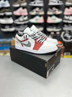 کتونی نایک ایر جردن 1 لو مسترکوالیتی/سایز 37 الی 45/Nike Air Jordan 1 Low/ فروش عمده و تک