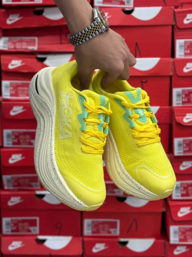 کتونی هوکا اسکای وارد مسترکوالیتی/سایز 40 الی 45/Hoka Skyward/ فروش عمده و تک