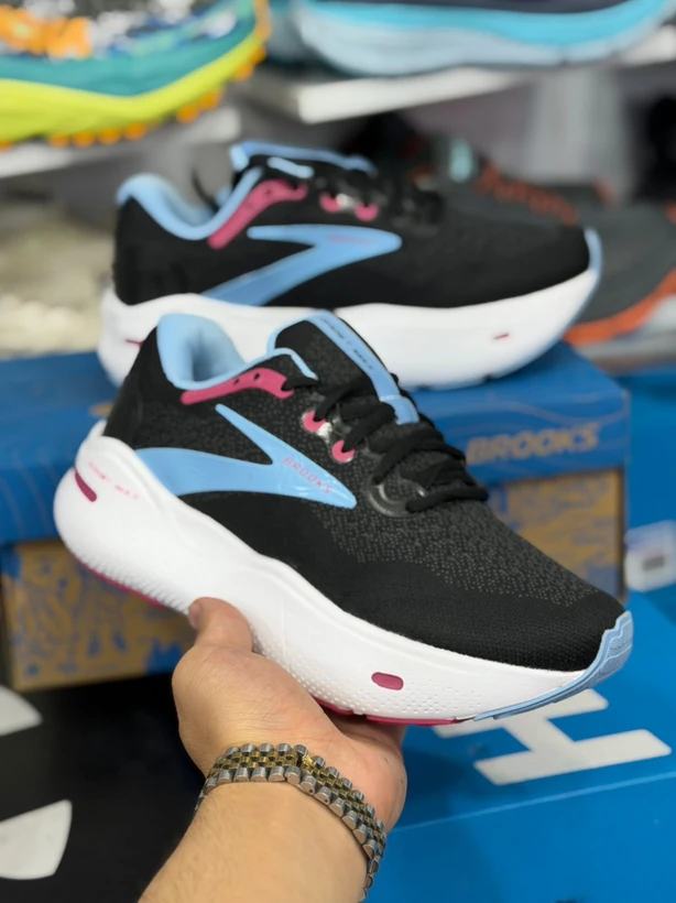 کتونی رانینگ بروکس گاست مکس مسترکوالیتی/Brooks Ghost Max /سایز 36 الی 45/ فروش عمده و تک