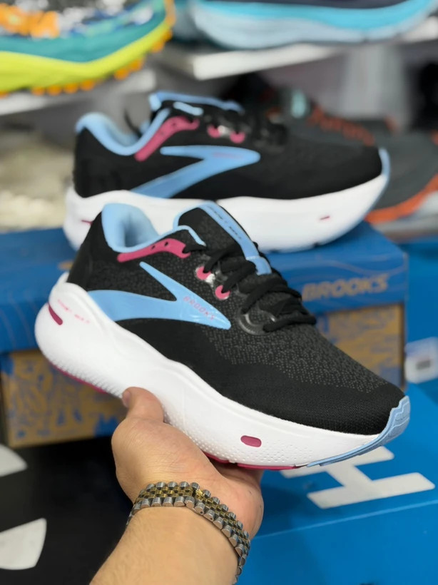 کتونی رانینگ بروکس گاست مکس مسترکوالیتی/Brooks Ghost Max /سایز 36 الی 45/ فروش عمده و تک
