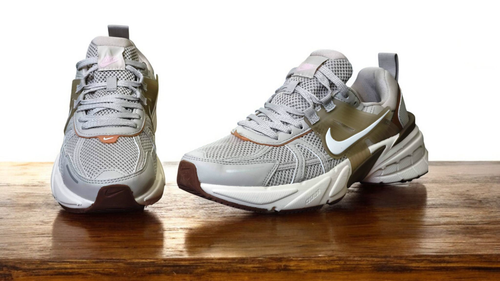 کتونی نایک وی تو کی مسترکوالیتی /سایز 42 /Nike V2k Run