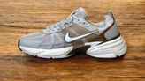 کتونی نایک وی تو کی مسترکوالیتی /سایز 42 /Nike V2k Run