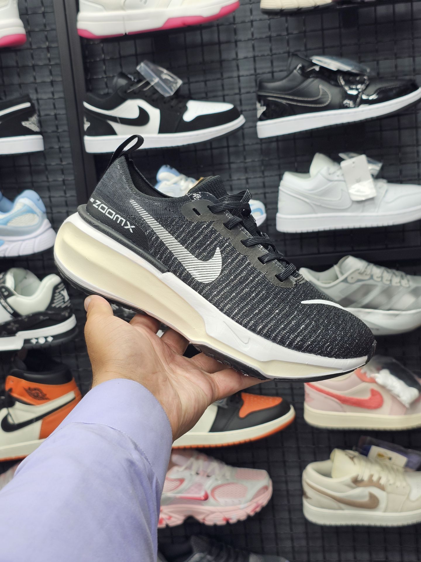 کتونی نایک زوم اینوینسیبل ران 3 مسترکوالیتی / سایز 40 الی 45 / Nike Zoomx Invincible Run 3 / فروش عمده و تک