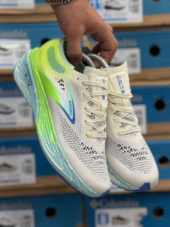 کتونی بروکس هایپریون مکس الیت 4 مسترکوالیتی /Brooks Hyperion Max/سایز 39 الی 45/ فروش عمده و تک