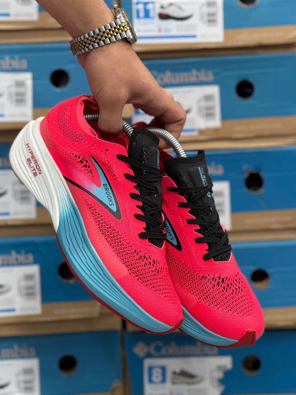 کتونی بروکس هایپریون مکس الیت 4 مسترکوالیتی /Brooks Hyperion Max/سایز 39 الی 45/ فروش عمده و تک
