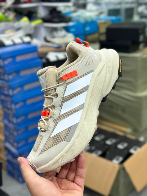 کتونی آدیداس ترکس /سایز 40 الی 45/Adidas Terrex Free Hiker/ فروش عمده و تک