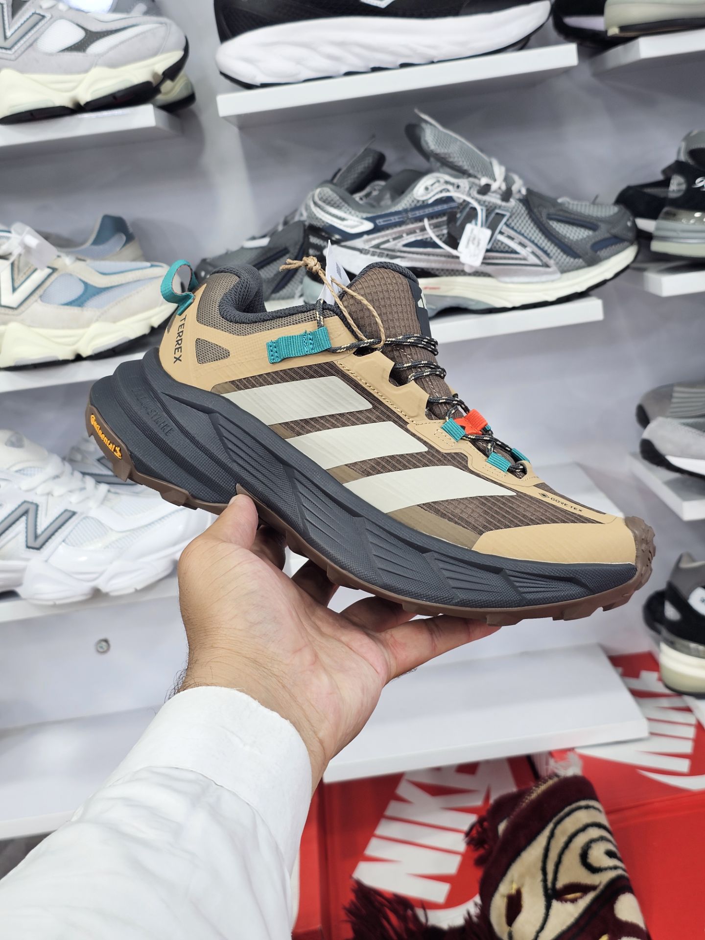 کتونی آدیداس ترکس  /سایز 40 الی 45/Adidas Terrex Free Hiker/ فروش عمده و تک