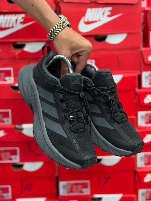 کتونی آدیداس ترکس مسترکوالیتی /سایز 40 الی 45/Adidas Terrex Free Hiker/ فروش عمده و تک