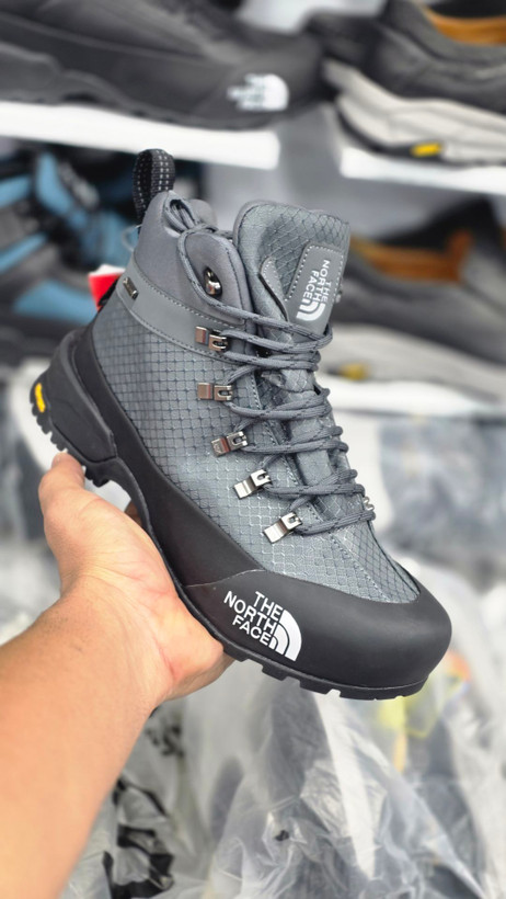 بوت ساق دار نورث فیس SOUKUU مسترکوالیتی/زیره ویبرام و ضدآب/سایز 40 الی 45/The North Face SOUKUU/ فروش عمده و تک
