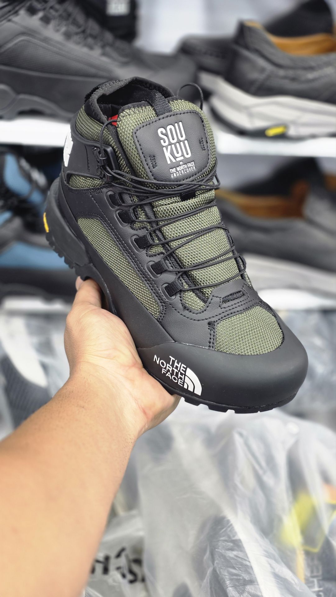 بوت ساق دار نورث فیس SOUKUU مسترکوالیتی/زیره ویبرام و ضدآب/سایز 40 الی 45/The North Face SOUKUU/ فروش عمده و تک