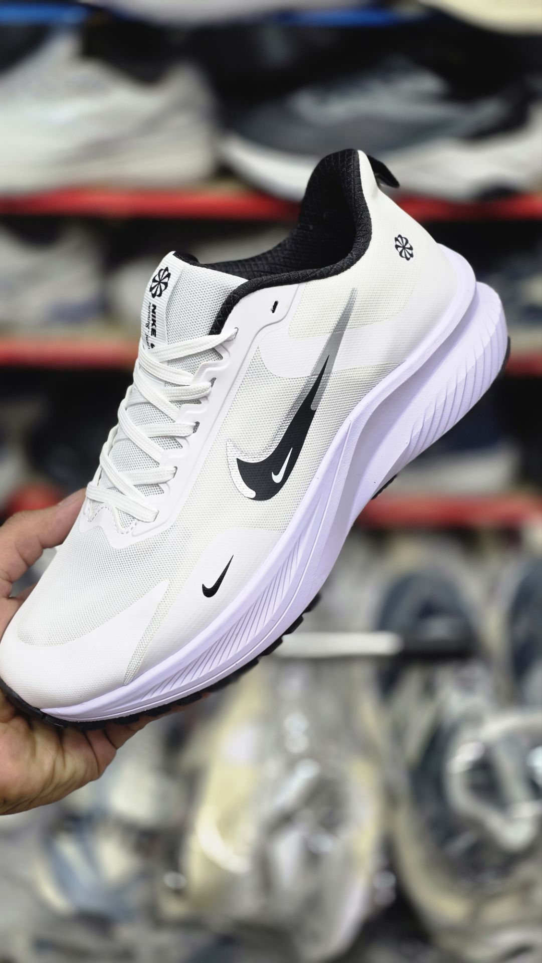 کتونی نایک زوم ایکس مسترکوالیتی /Nike Zoom X/سایز 40 تا 45/ فروش عمده و تک