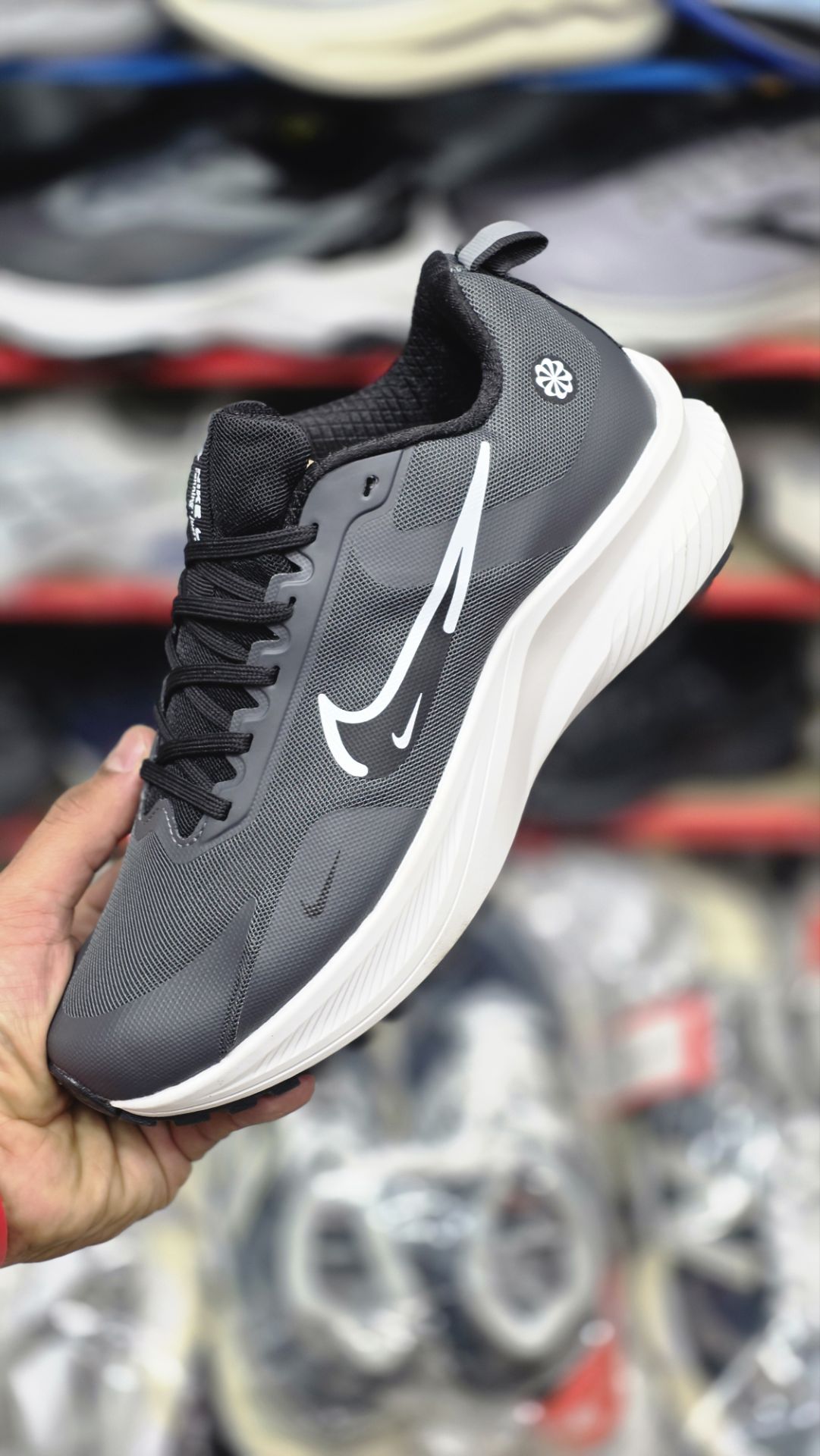 کتونی نایک زوم ایکس مسترکوالیتی /Nike Zoom X/سایز 40 تا 45/ فروش عمده و تک