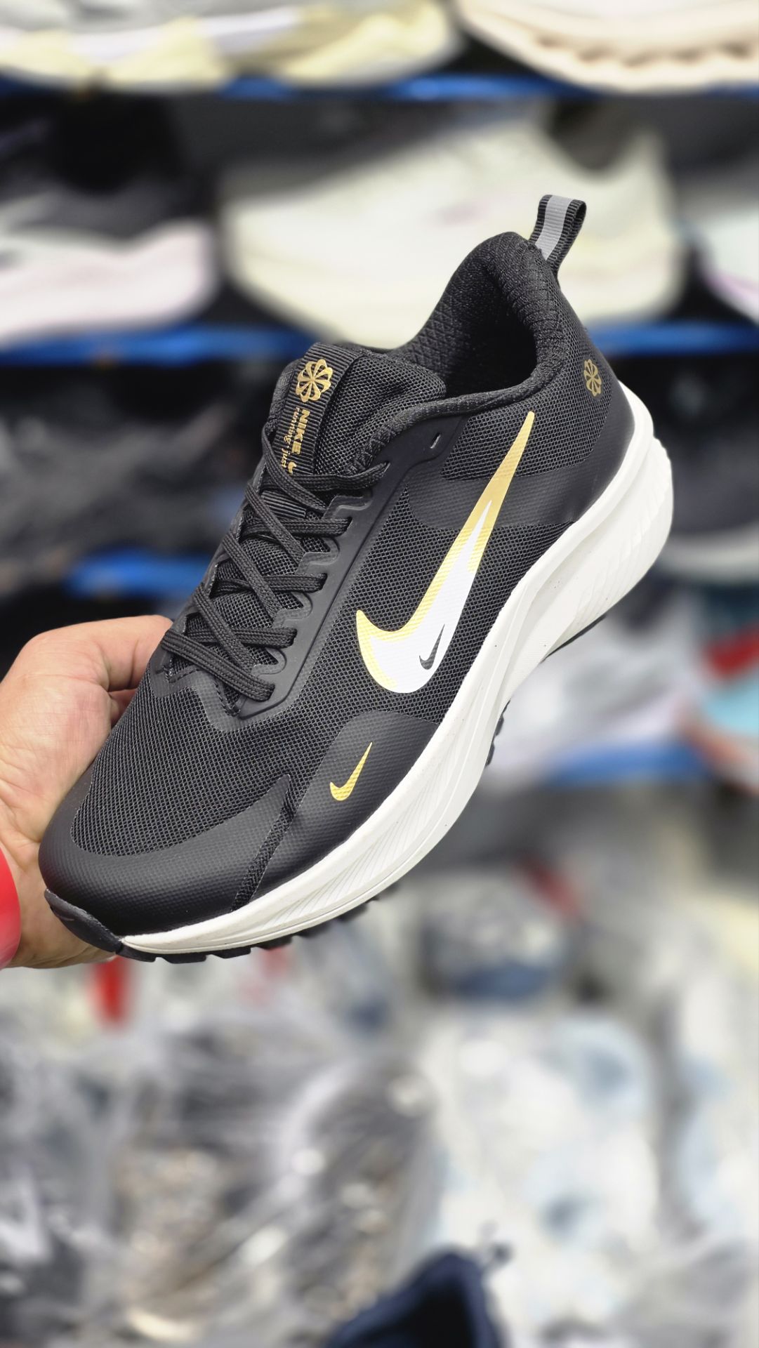 کتونی نایک زوم ایکس مسترکوالیتی /Nike Zoom X/سایز 40 تا 45/ فروش عمده و تک