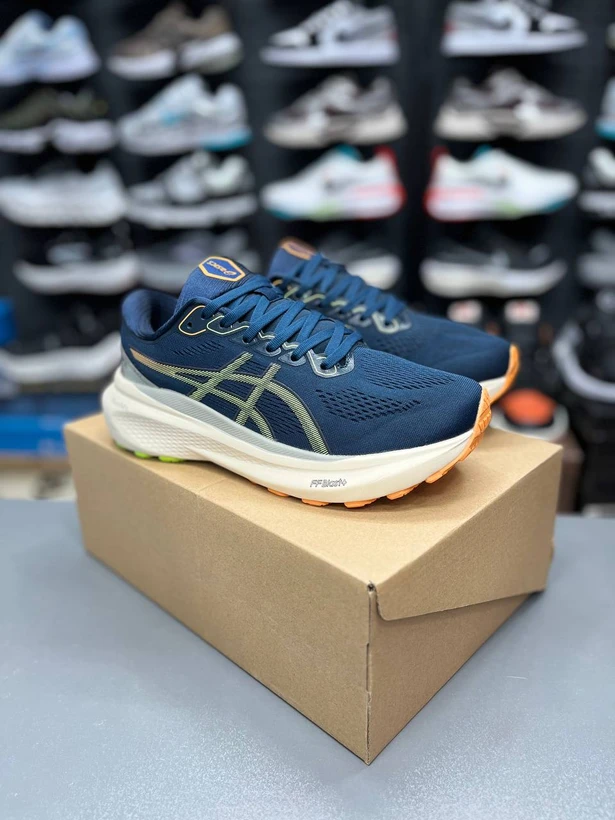 کتونی اسیکس ژل کایانو 30 مسترکوالیتی /سایز 40 الی 45/Asics Gel Kayano 30/ فروش عمده و تک